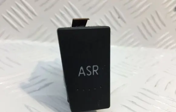 Traction control (ASR) switch