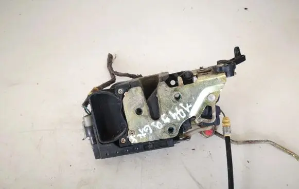 SsangYong Rexton Rear door lock