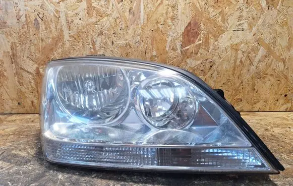 KIA Sorento Headlight/headlamp