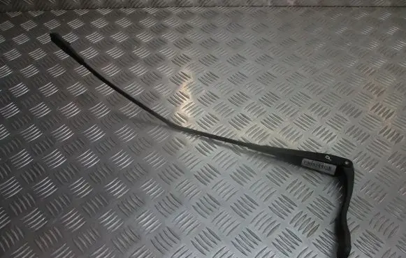 Opel Corsa D Front wiper blade arm
