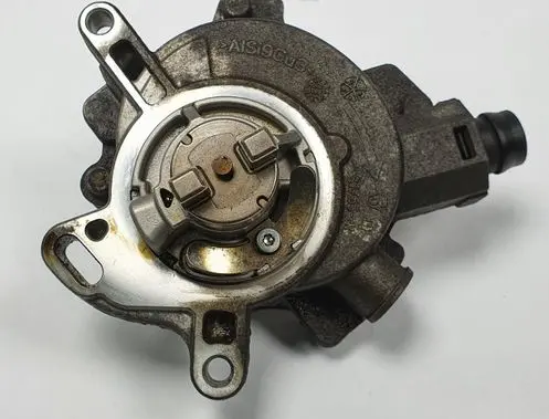 Ford B-MAX Vacuum pump CM5G-2A451-GA