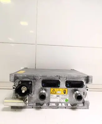 Mercedes-Benz C W205 Car battery A0009005909 A0009016404