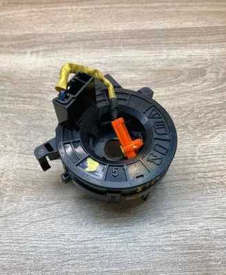 Toyota Auris 150 Airbag slip ring squib (SRS ring) 