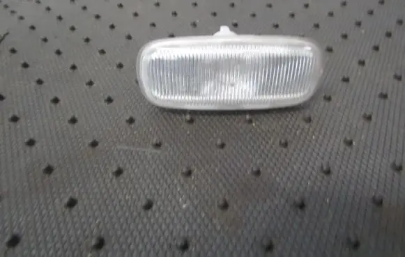 Audi A6 S6 C5 4B Front fender indicator light 4b0949127