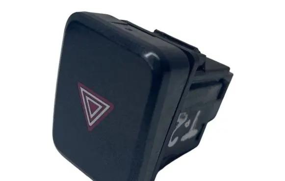 Toyota Auris E180 Hazard light switch 8433202190
