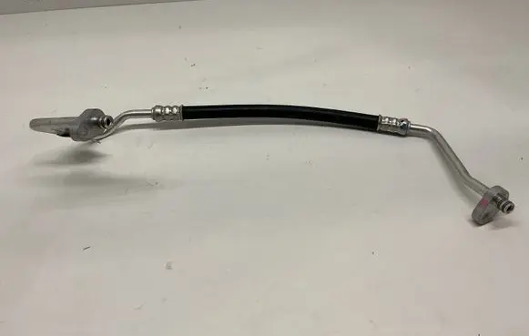 Opel Mokka B Air conditioning (A/C) pipe/hose 9853696880