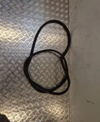 KIA Sorento Front door rubber seal
