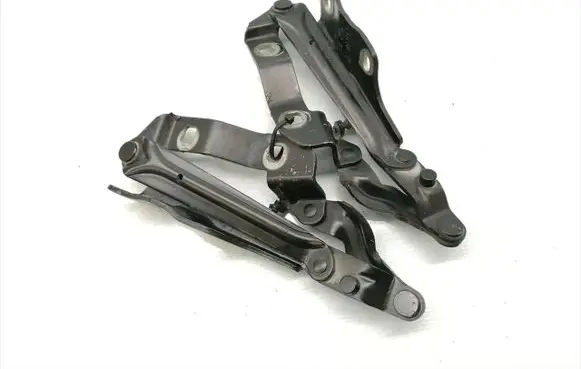 Volkswagen New Beetle Engine bonnet/hood hinges 1C0823302G 1C0823301G