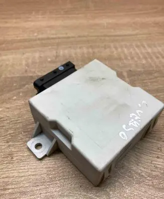 Toyota Corolla Verso E121 Window wiper relay 150696 120607F