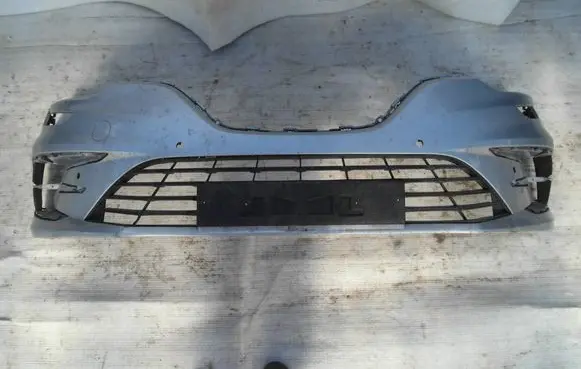 Renault Megane IV Front bumper 620220172R 620227087R