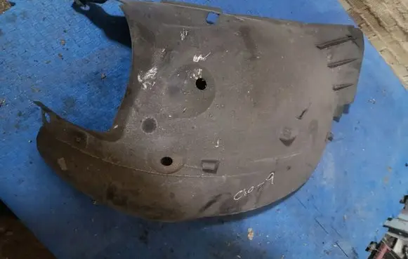 Renault Clio III Front wheel arch liner splash guards 8200334164