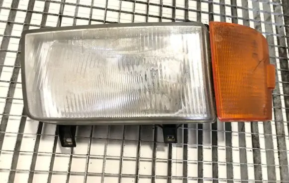 Volkswagen Transporter - Caravelle T4 Headlight/headlamp