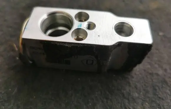 Honda Civic Air conditioning (A/C) expansion valve GZ4475003 DEM50