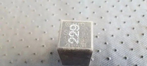 Audi 80 90 B3 Other relay 431955531 72WA101