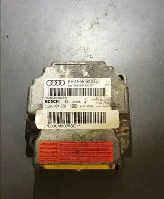 Audi A4 S4 B8 8K Airbag control unit/module 8E0959655G 0285001668