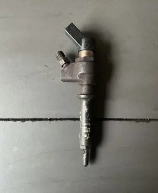 Citroen Xsara Fuel injector 9652173780