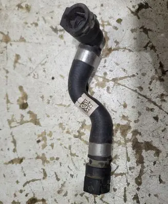 BMW 4 F32 F33 Engine coolant pipe/hose 8620944 17128620944
