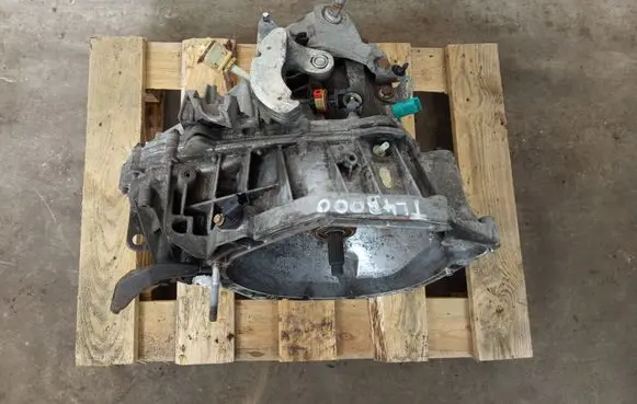 Renault Scenic II - Grand scenic II Manual 5 speed gearbox TL4B000
