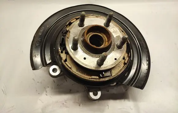 Chevrolet Camaro Rear wheel hub 810889378