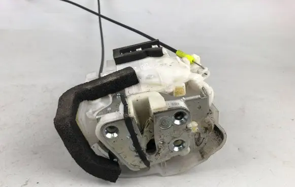 Subaru Forester SH Front door lock 61032SC250