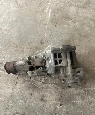 Peugeot 4007 Gearbox transfer box case 