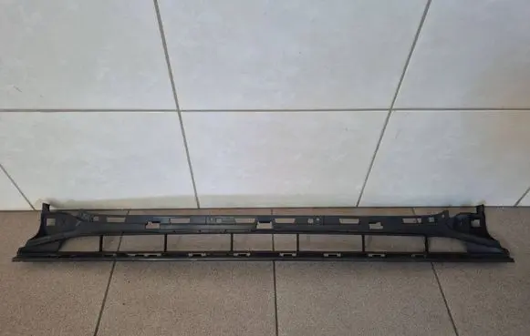 Audi A7 S7 4G Front bumper lower grill 4G8807683D