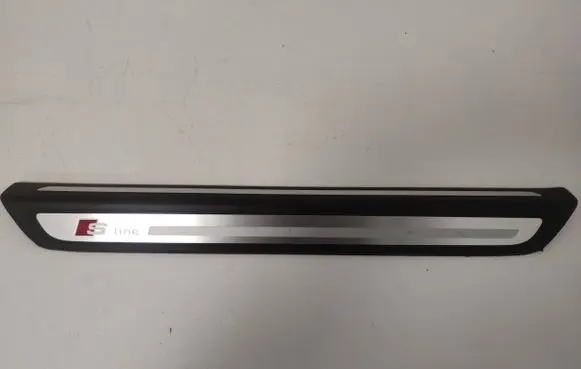 Audi Q5 SQ5 Front sill trim cover 8R0853374C