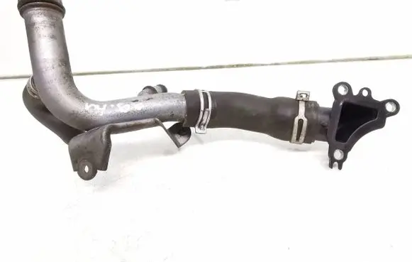 Nissan X-Trail T31 Engine coolant pipe/hose