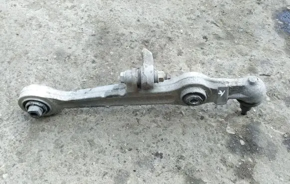 Audi A4 S4 B5 8D Front lower control arm/wishbone