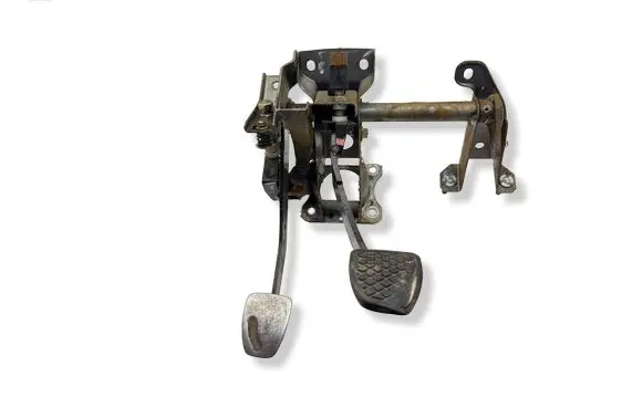 Subaru Forester SF Brake pedal 