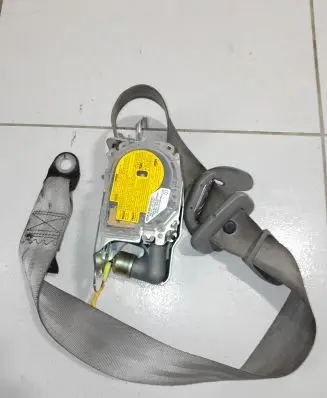 Hyundai Santa Fe Front seatbelt 888702B200J4