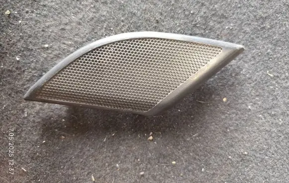 Opel Antara Rear door speaker cover trim 96628379 C105D
