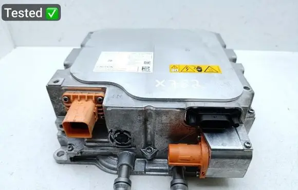 Voltage converter inverter