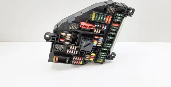 BMW 7 F01 F02 F03 F04 Fuse module 9210857