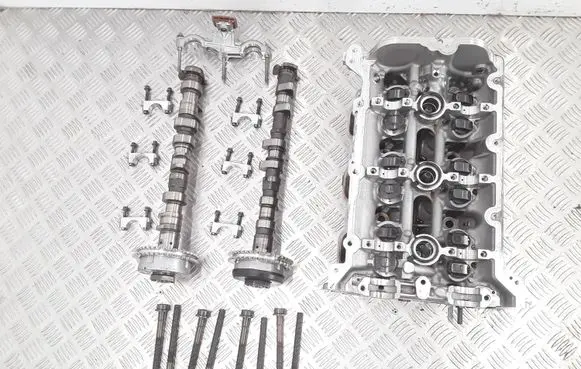 Porsche Macan (95B) Engine head 946104106AR 946104106