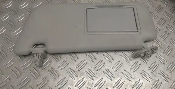Toyota Yaris Sun visor