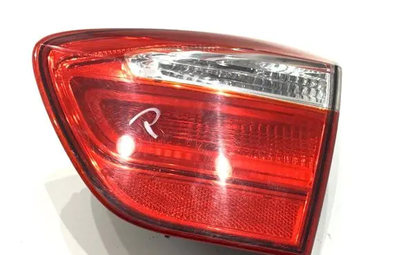 KIA Rio Rear/tail lights 924041W2