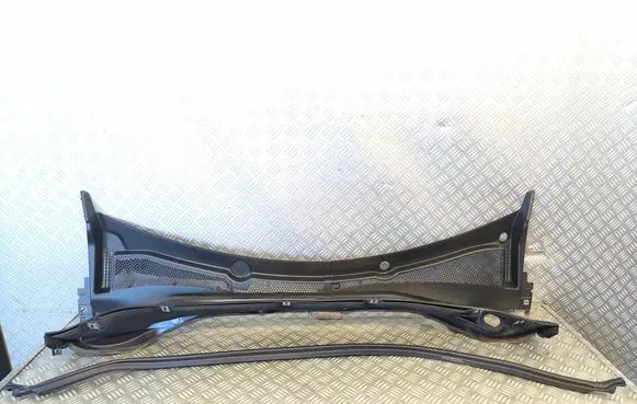 Wiper trim