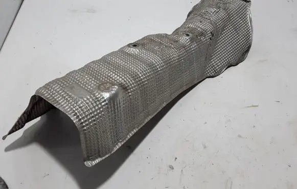 Nissan Qashqai Exhaust heat shield 747504EA0A