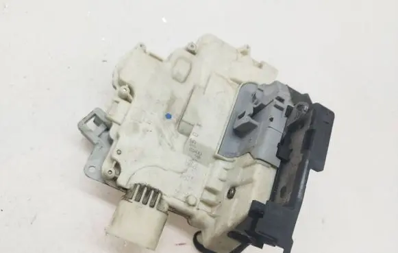 Audi Q7 4L Rear door lock 3C4839015D