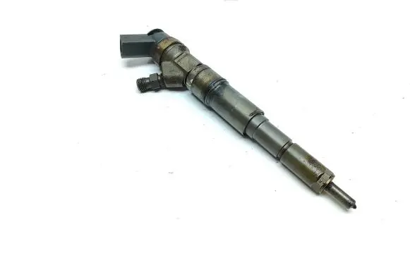 BMW 5 E60 E61 Fuel injector 0445110209