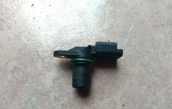 Nissan Qashqai Crankshaft position sensor 8200033686