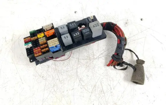 Volkswagen Phaeton Fuse module 3D0937499B