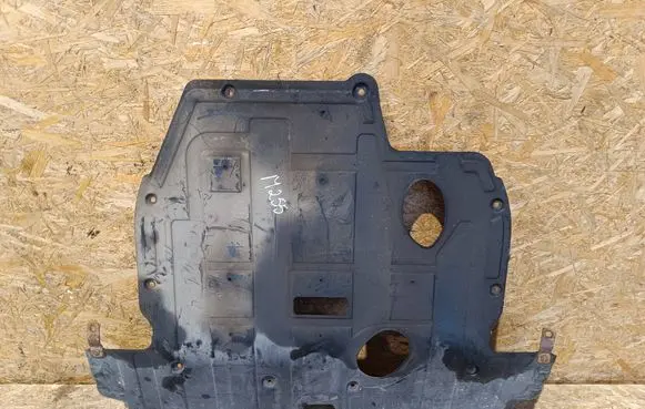 KIA Sorento Engine splash shield/under tray 2911029100