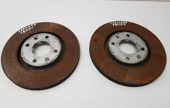 Opel Crossland X Front brake disc
