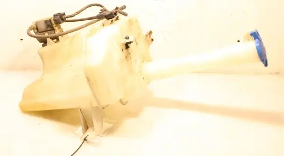 Windshield washer fluid reservoir/tank