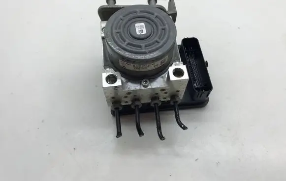 Mercedes-Benz GLC C253 ABS Pump A2539011400 10062535331 10091515703