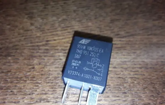 Volkswagen Sharan Other relay 7M0951253C
