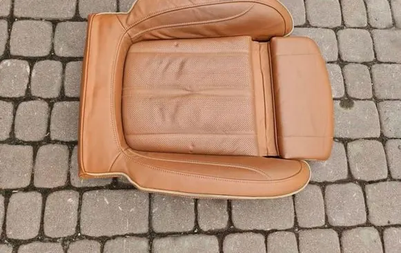 Seat set