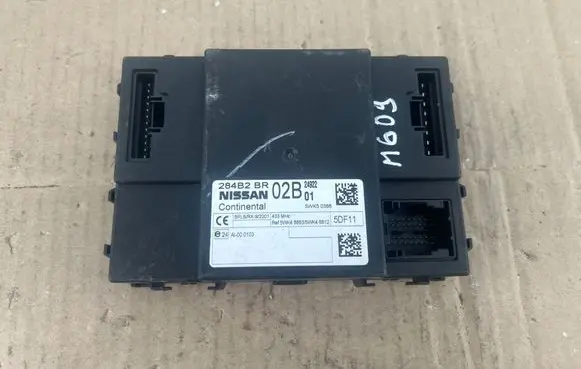 Nissan Qashqai Comfort/convenience module 284B2BR02D 5WK50366 5WK48883